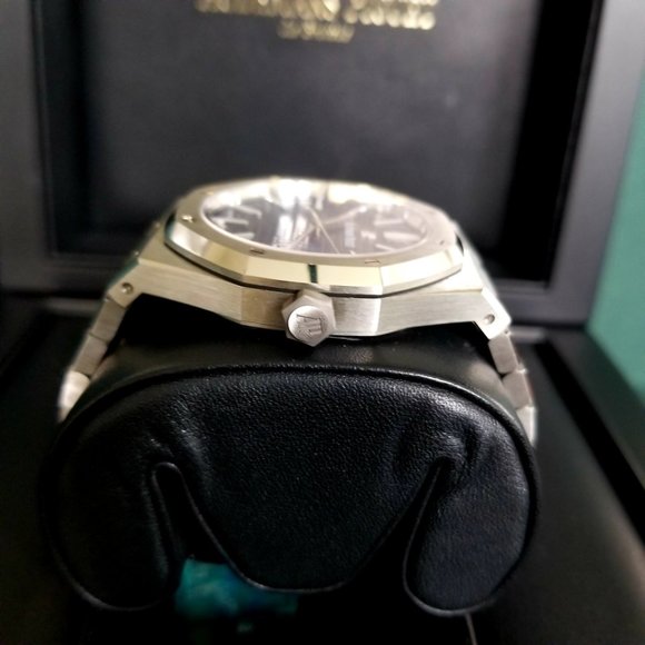 2019 Audemars Piguet 15400ST Stainless Steel - Picture 4 of 7